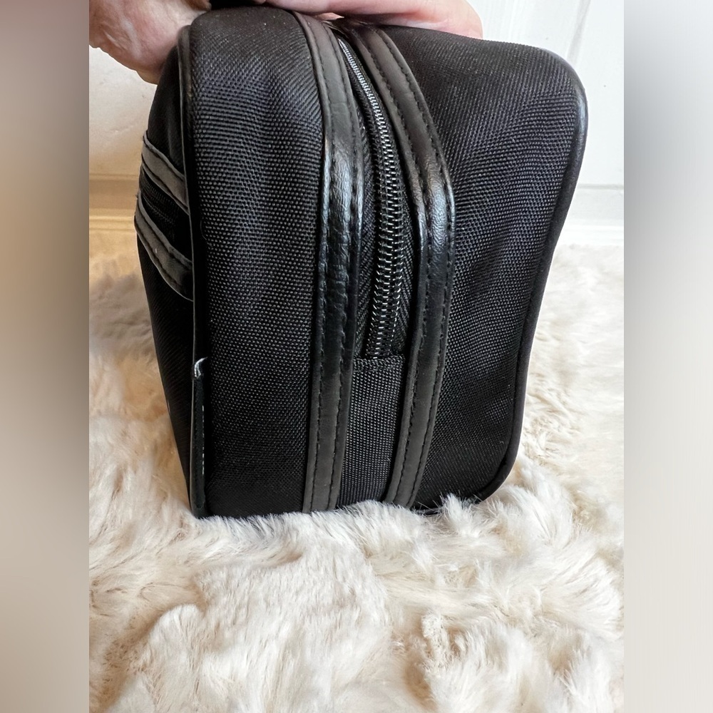 LACROSSE TOILETRY BAG BLACK - Picture 5 of 9